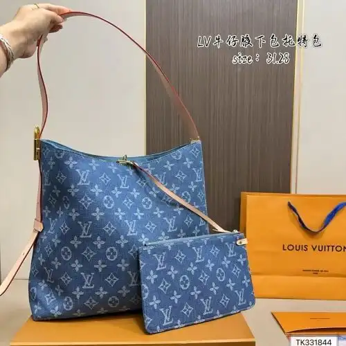 LV tote bag Louis Vuitton women's bag Louis Vuitton crossbody bag is imported original cowhide high-
