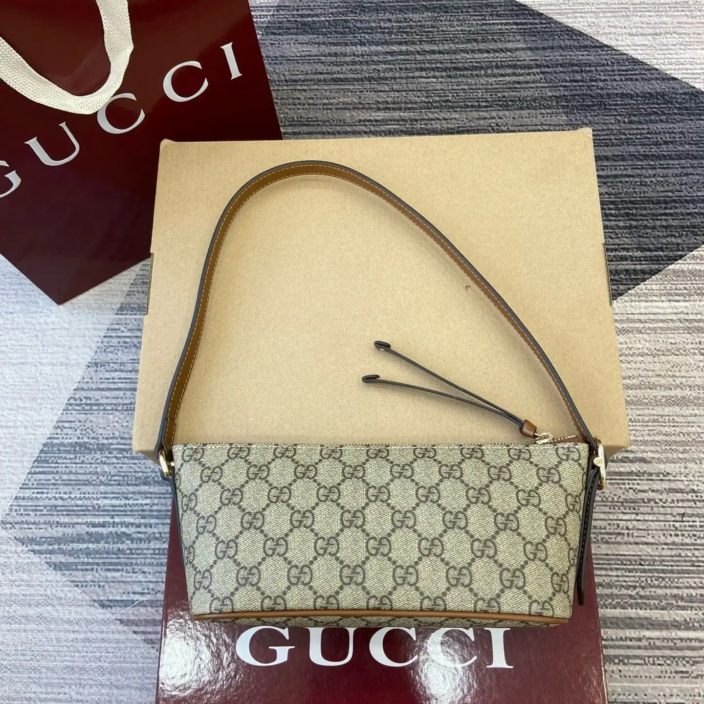 KK03950 (2).webp
