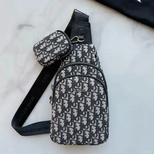 DIOR breast bag Dior men's bag Dior crossbody bag uses imported original cowhide high-end quality De