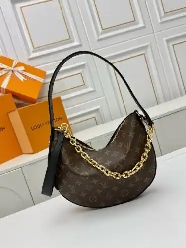 LV underarm bag Louis Vuitton women's bag Louis Vuitton crossbody bag uses imported top-grade origin