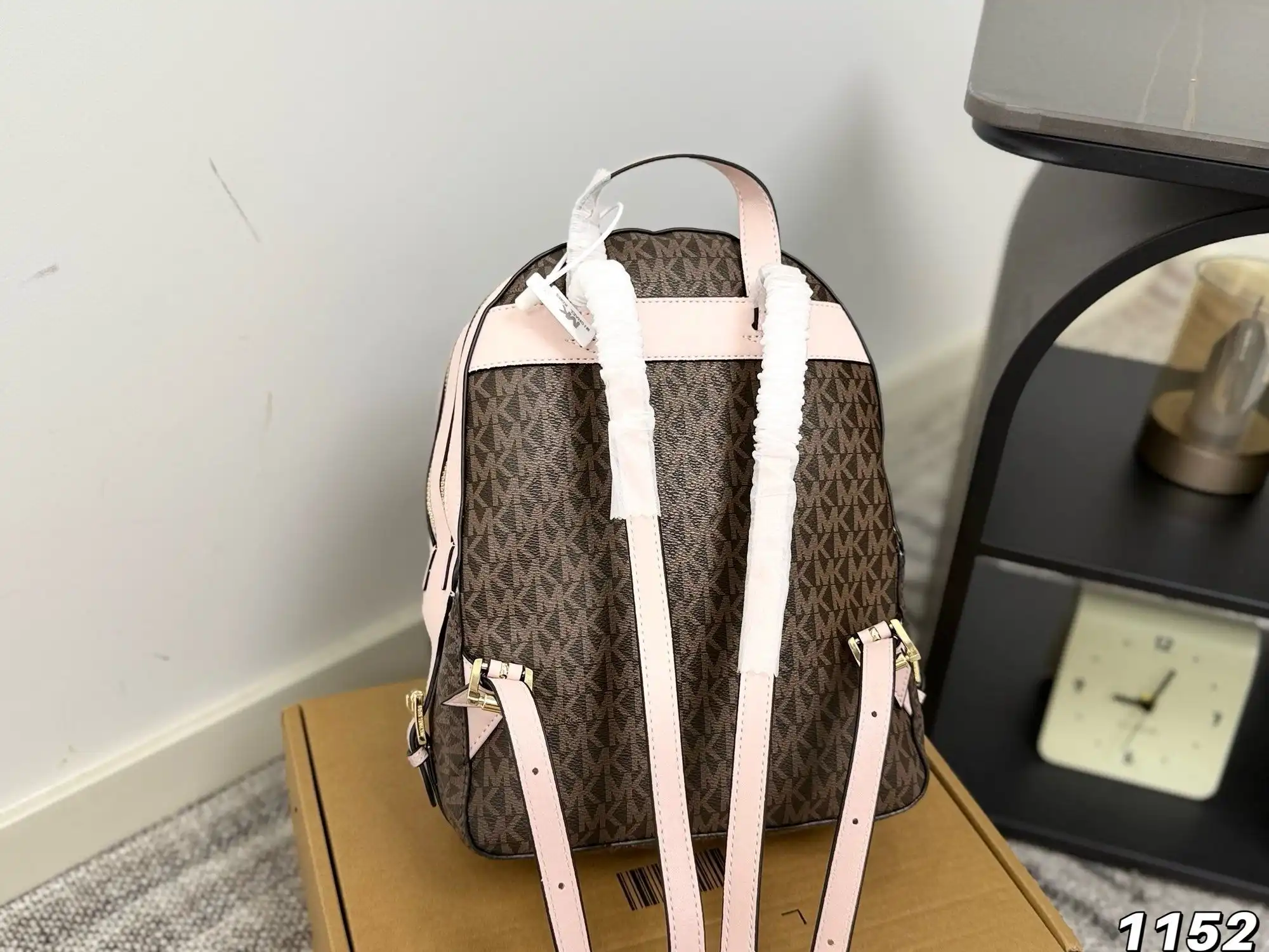 C2301500 (3).webp