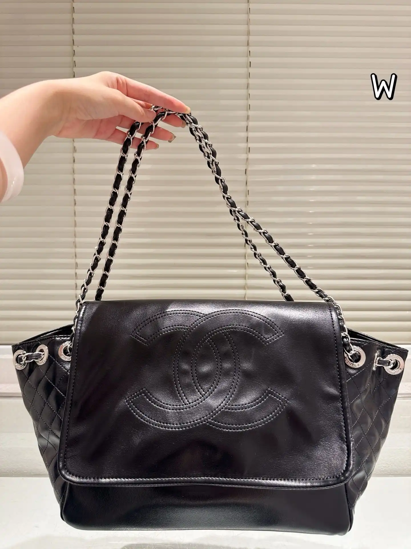 C2301750 (1).webp