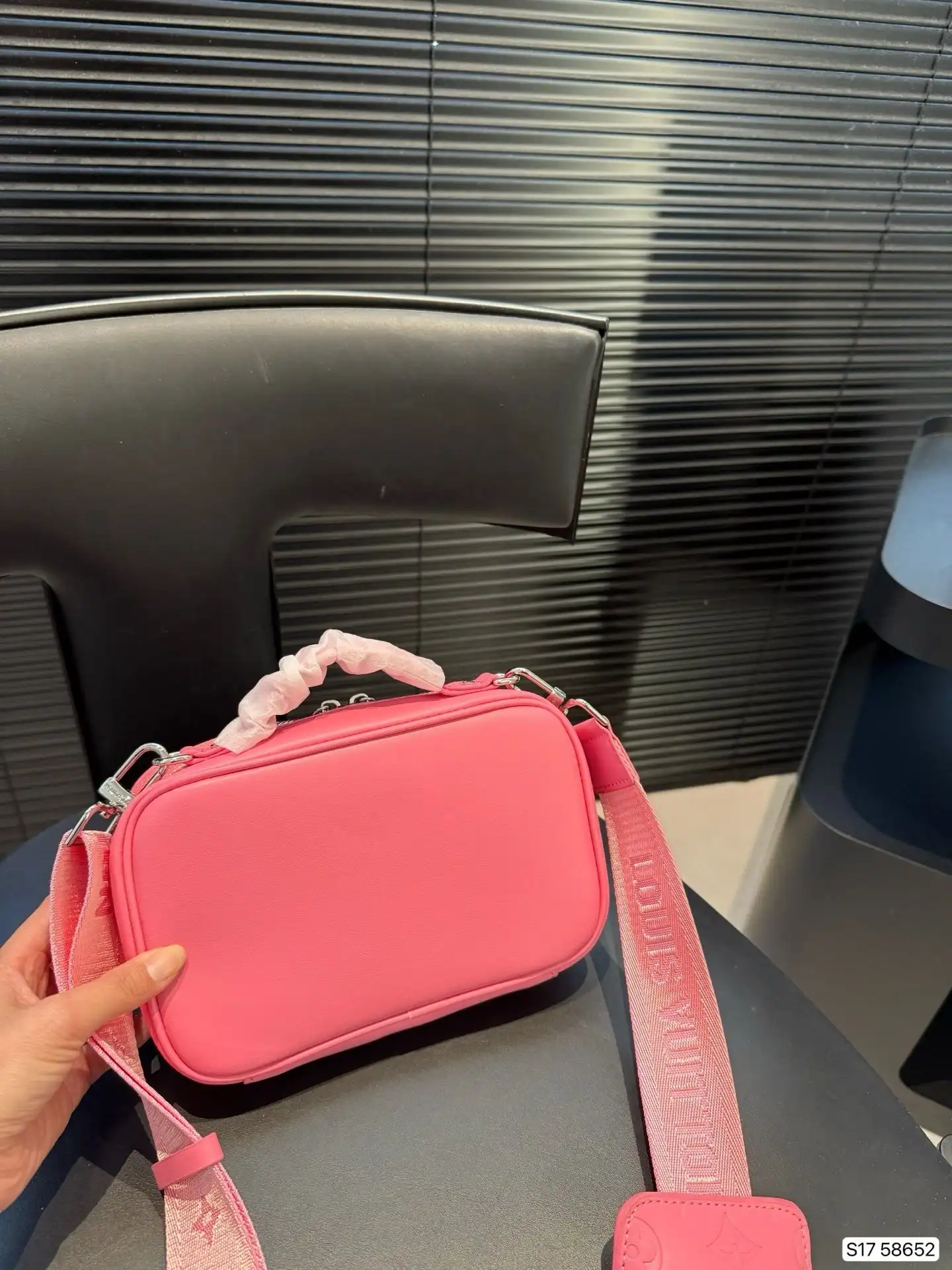 C2301250 (10).webp