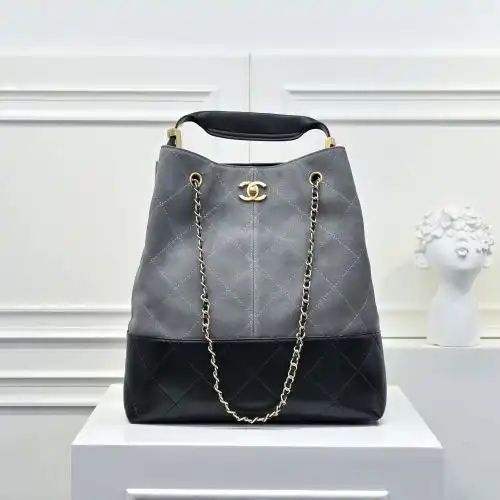 CHANEL bucket bag Chanel women's bag Chanel crossbody bag is made of imported original cowhide high-