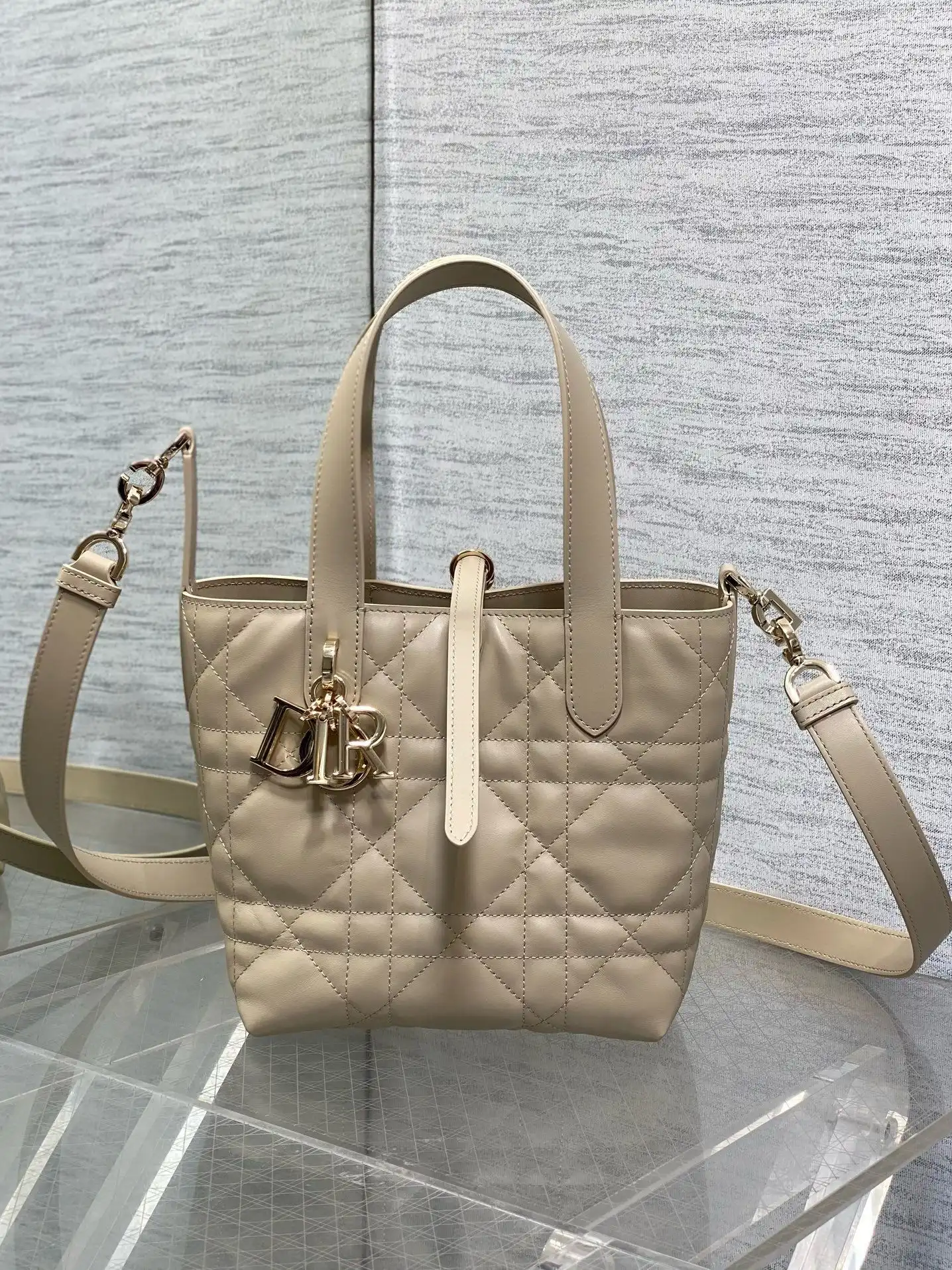 KK06050  (1).webp