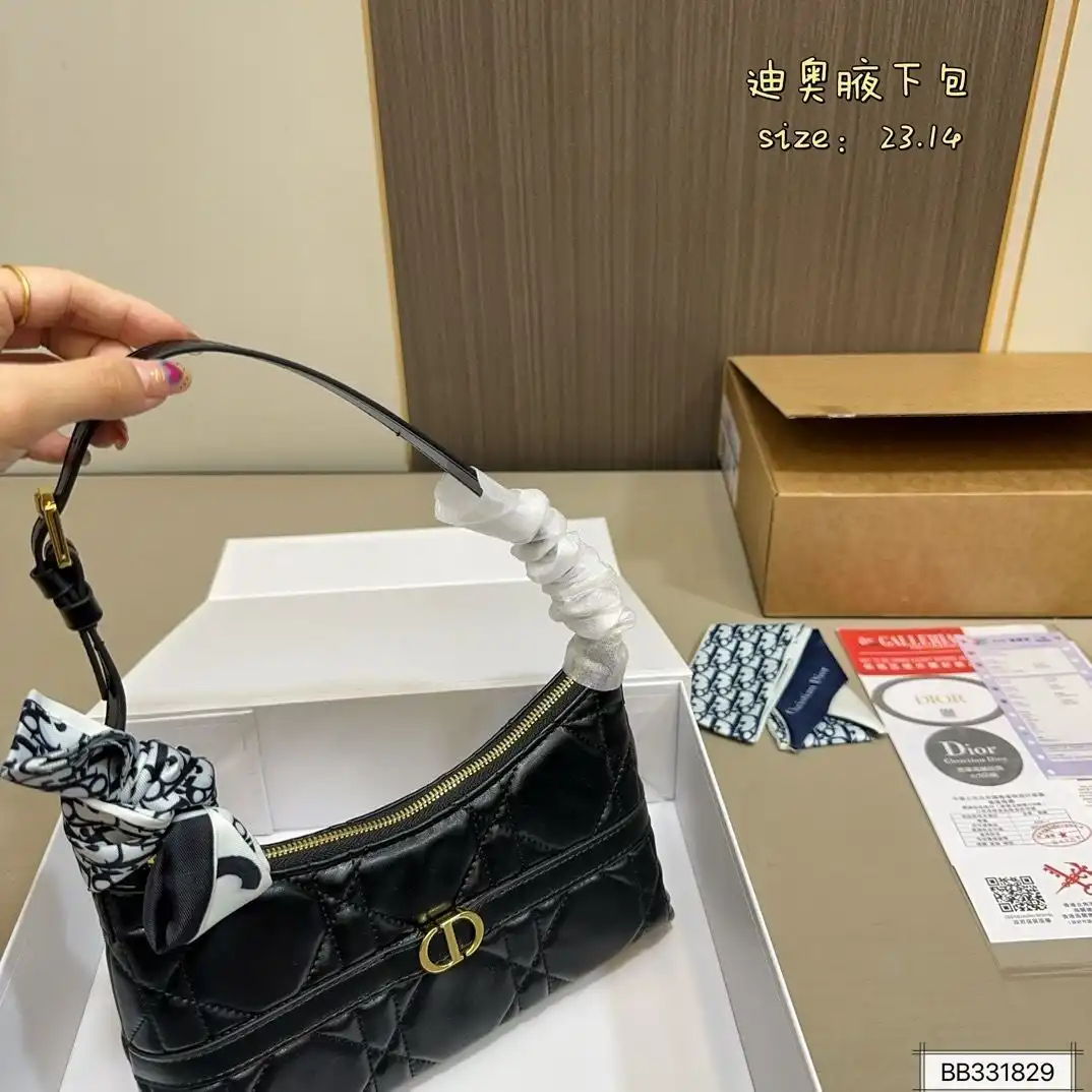 C2301300 (9).webp