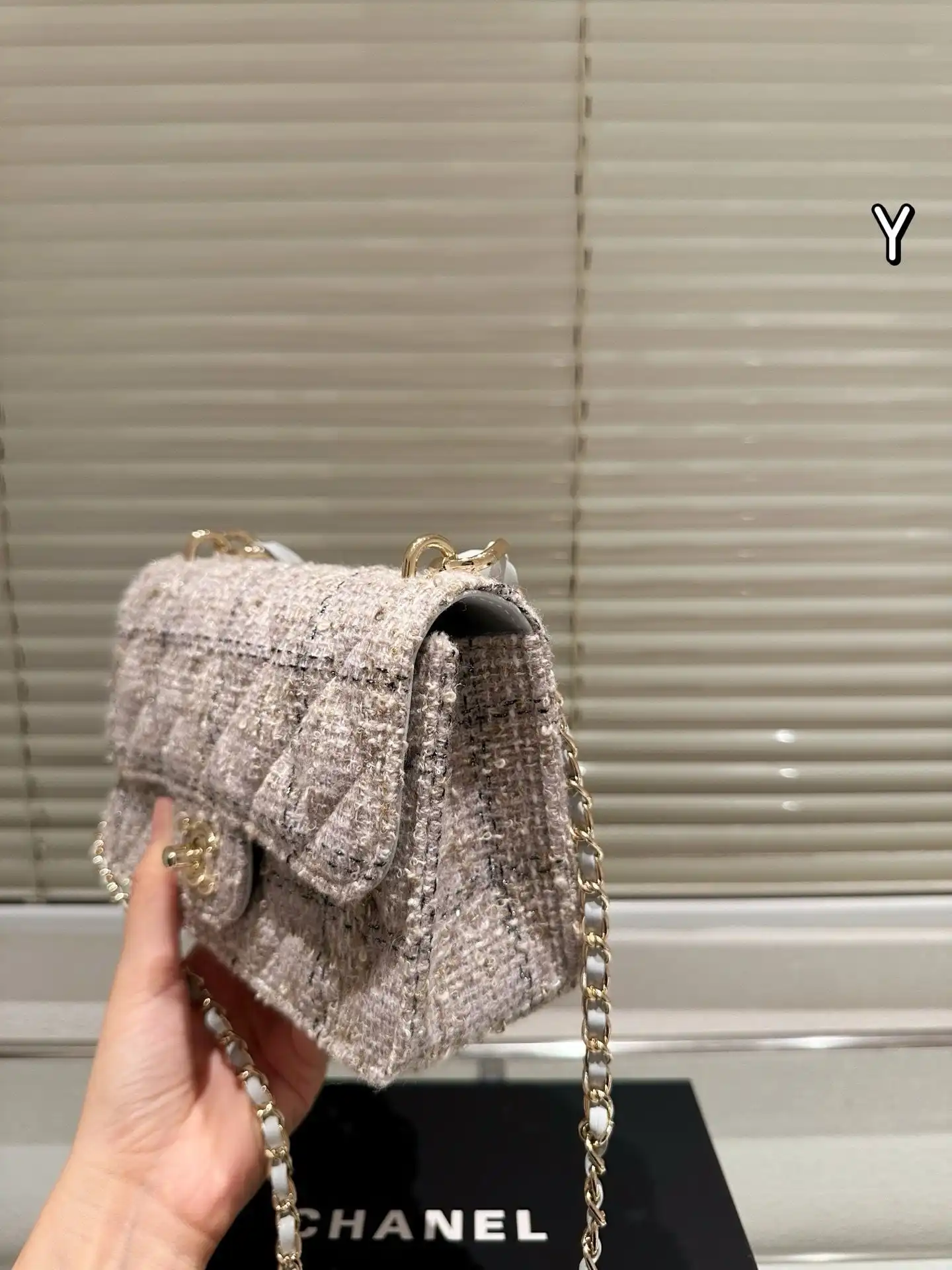 C2301550  (3).webp