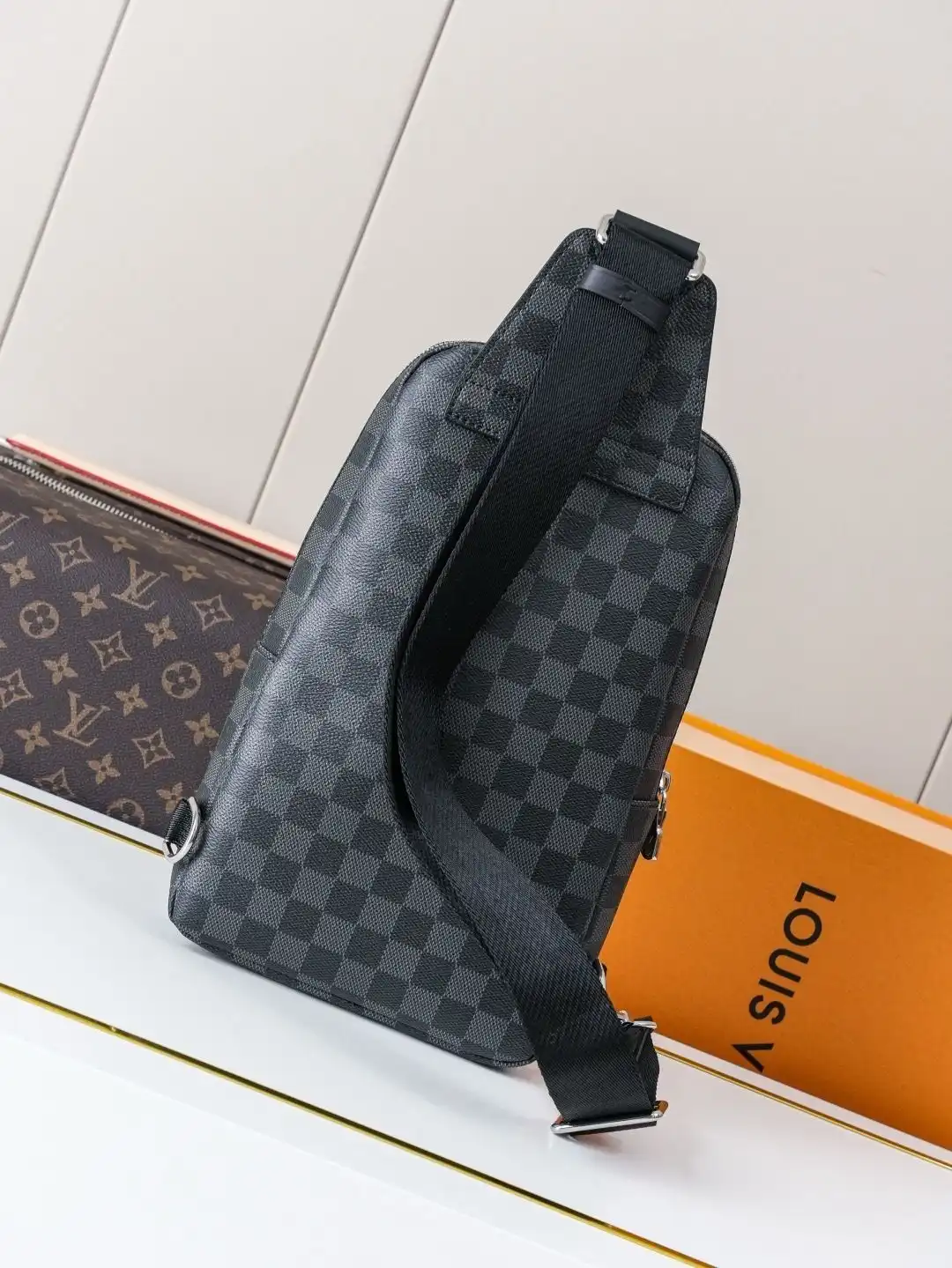 KK03350  (3).webp