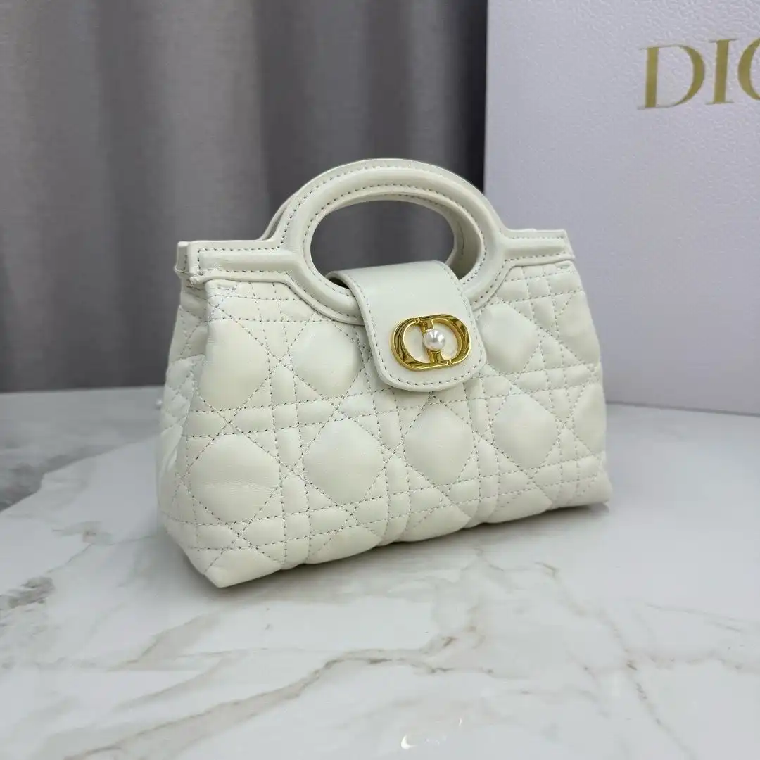 KK05450  (2).webp