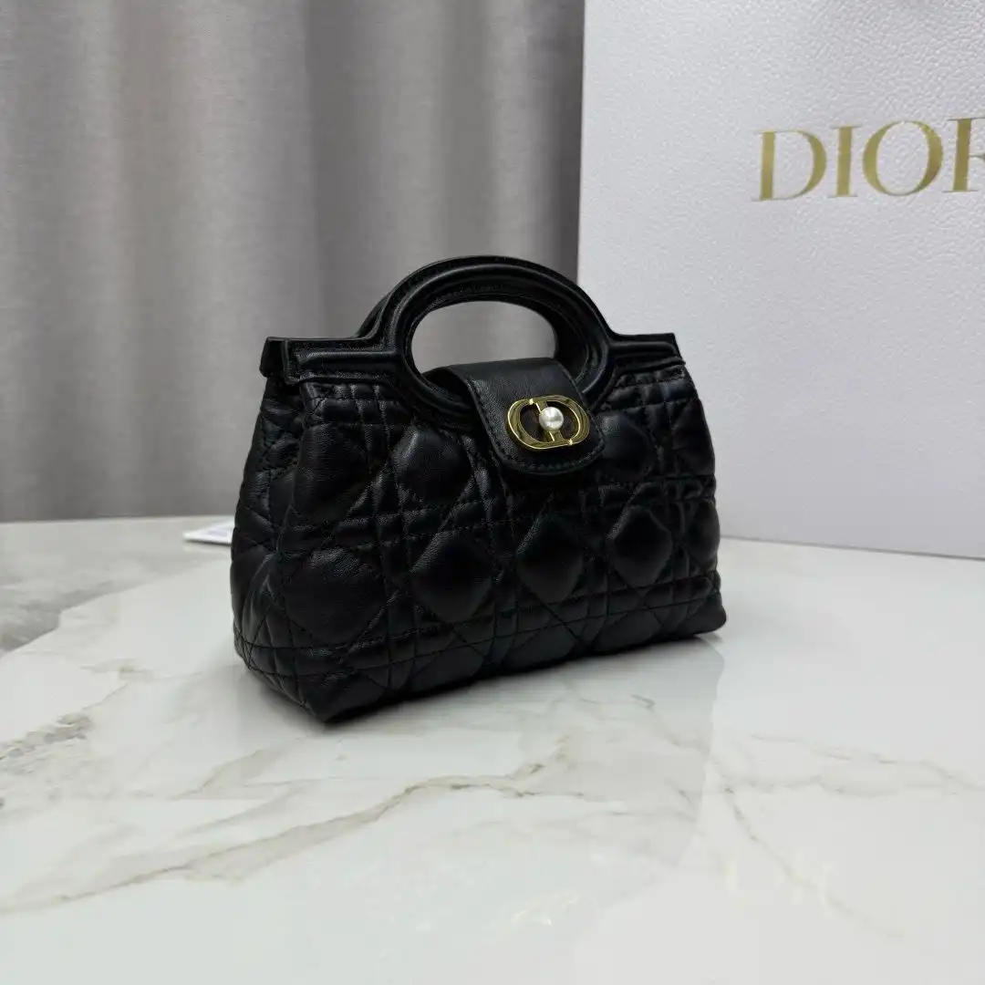 KK05450  (2).webp