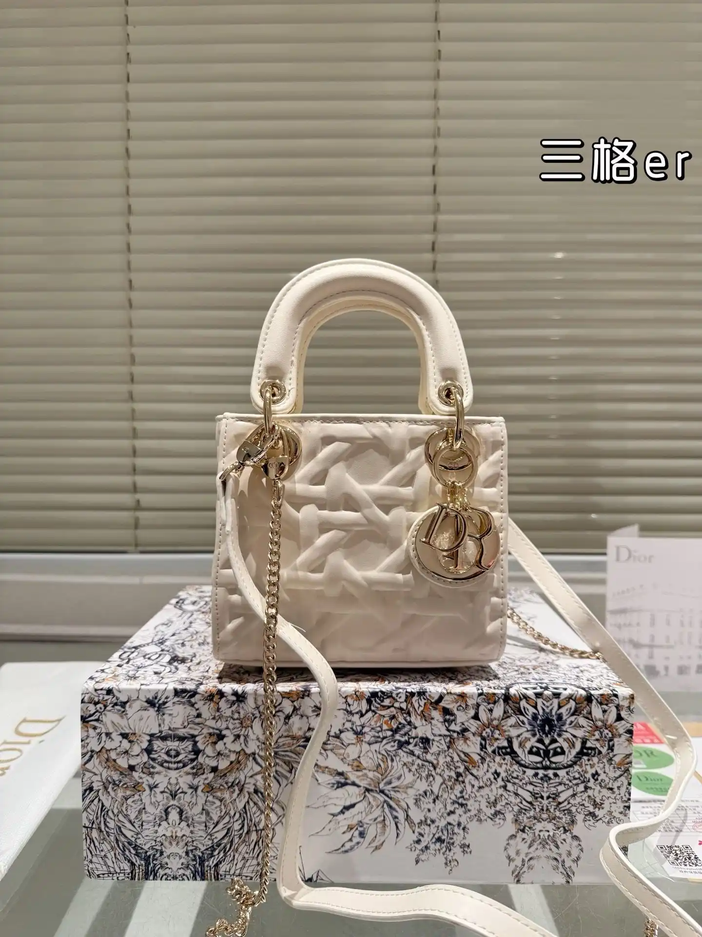 C2301500 (2).webp