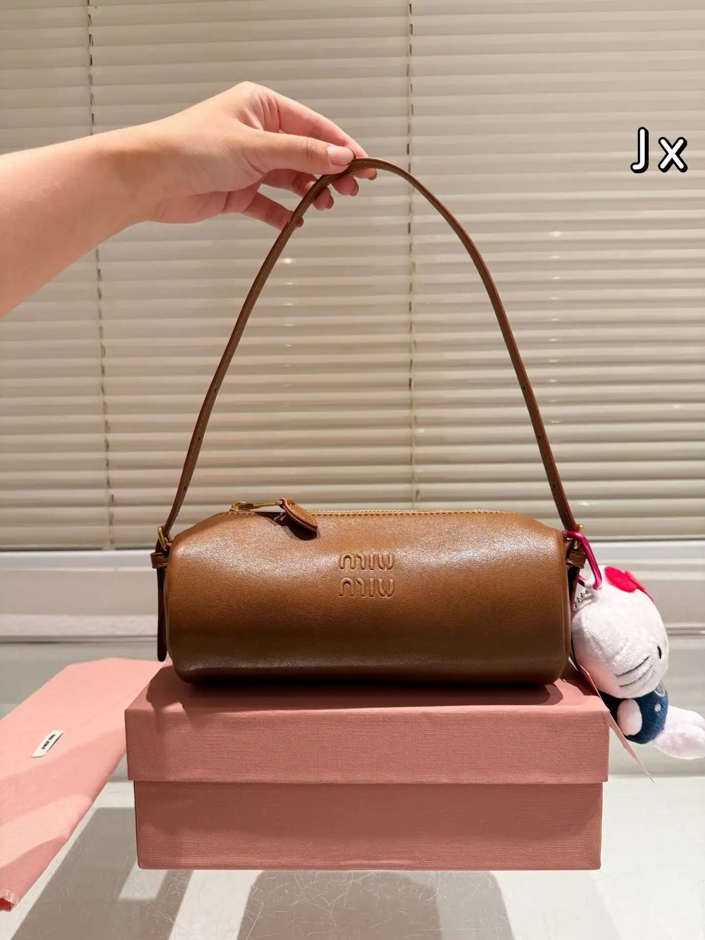 C2301350 (3).webp