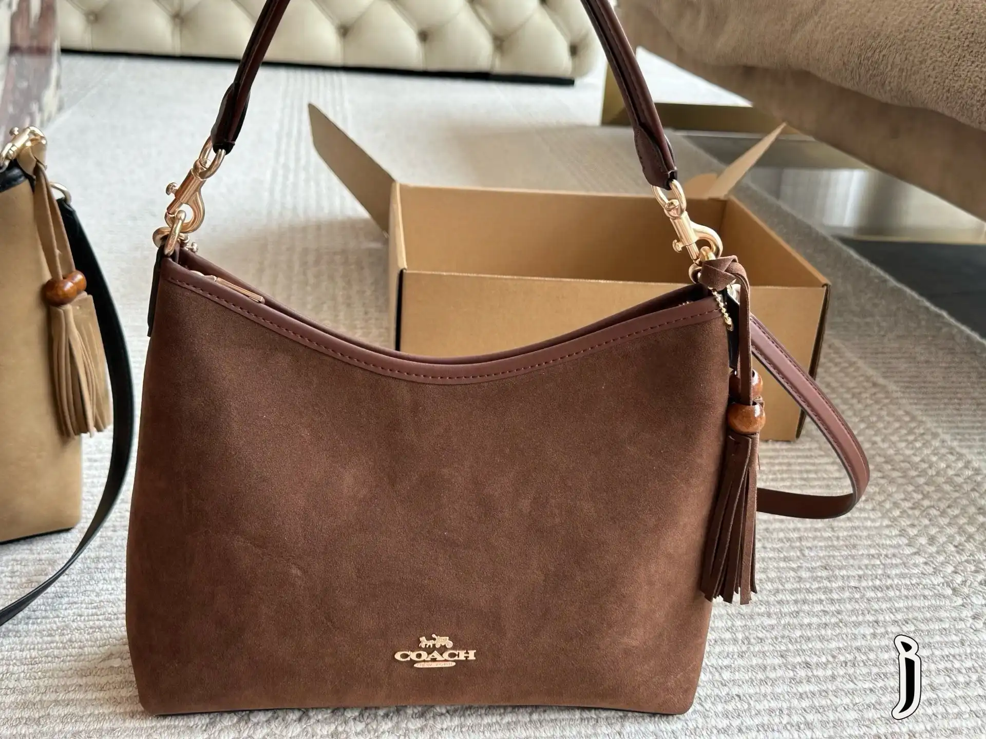 C2301750 (1).webp