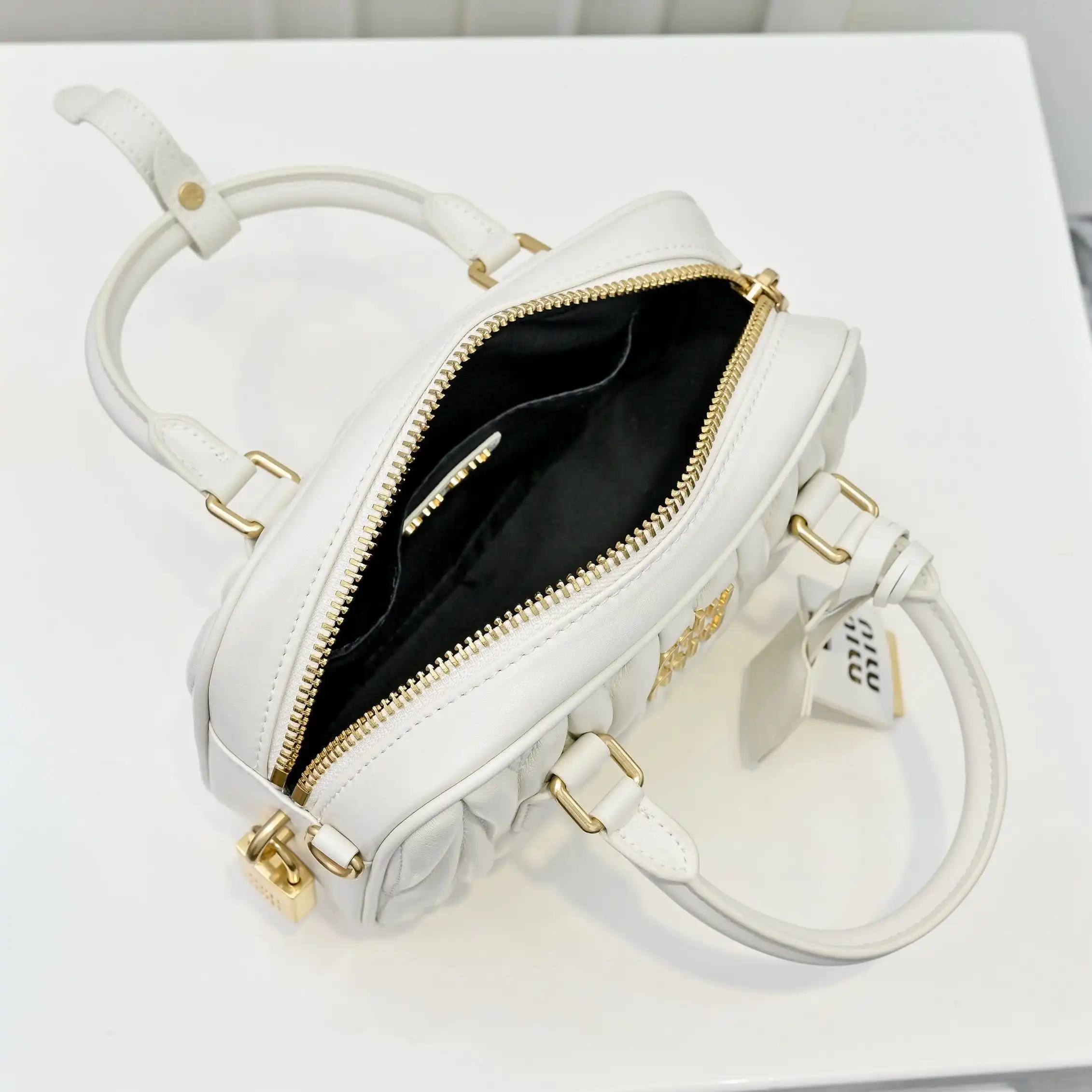 KK02550  (7).webp