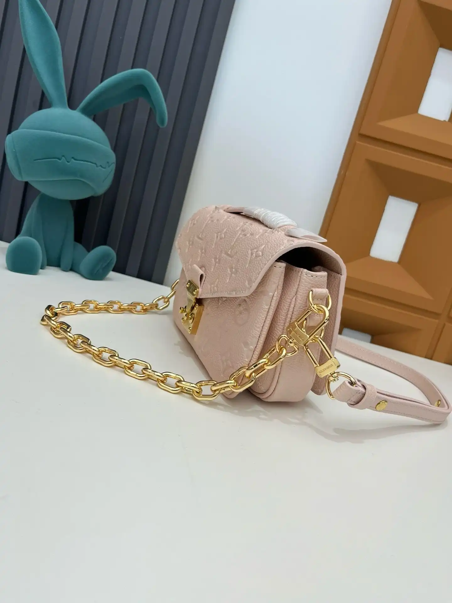 KK04550  (2).webp