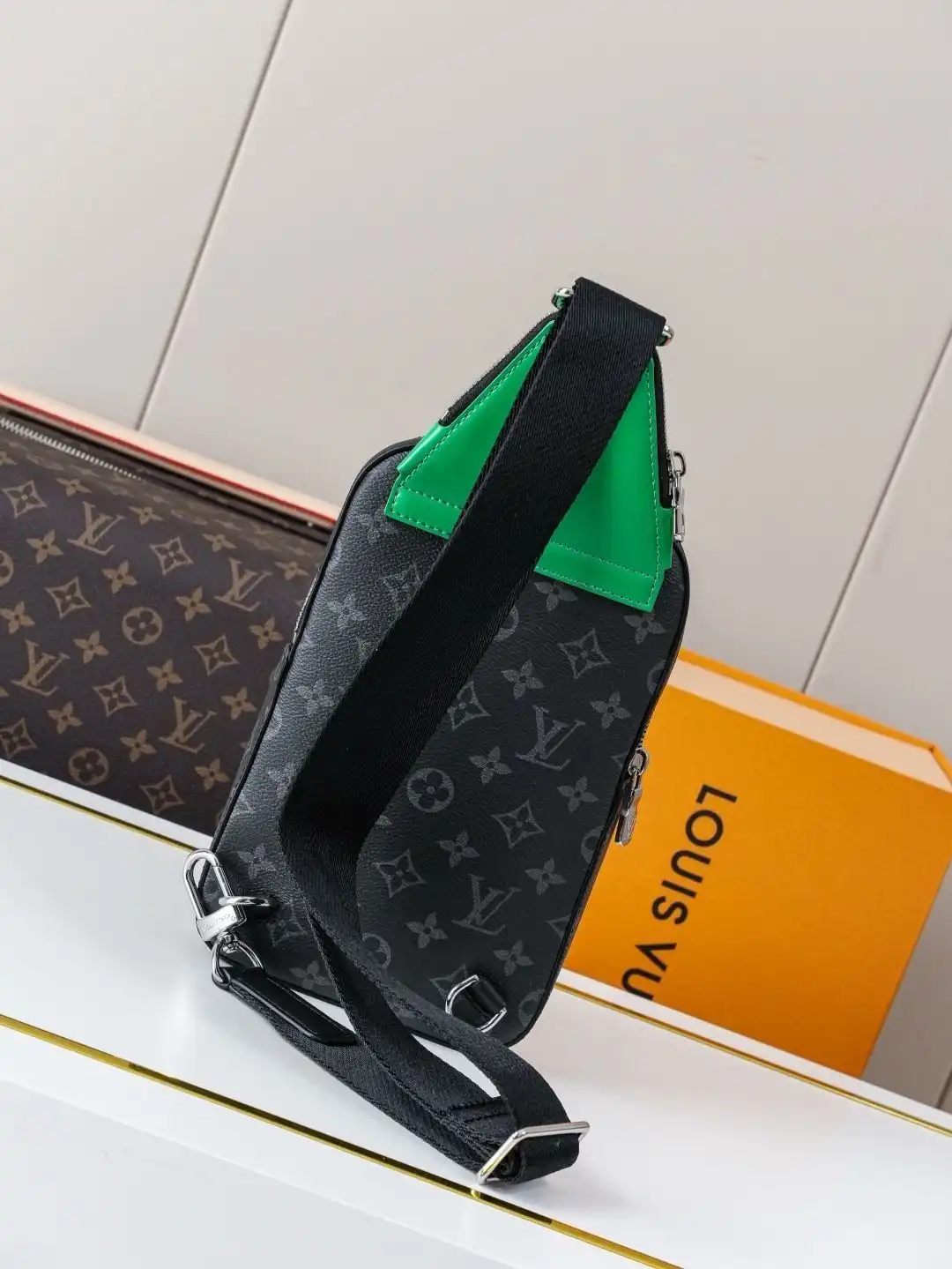 KK04050 (4).webp