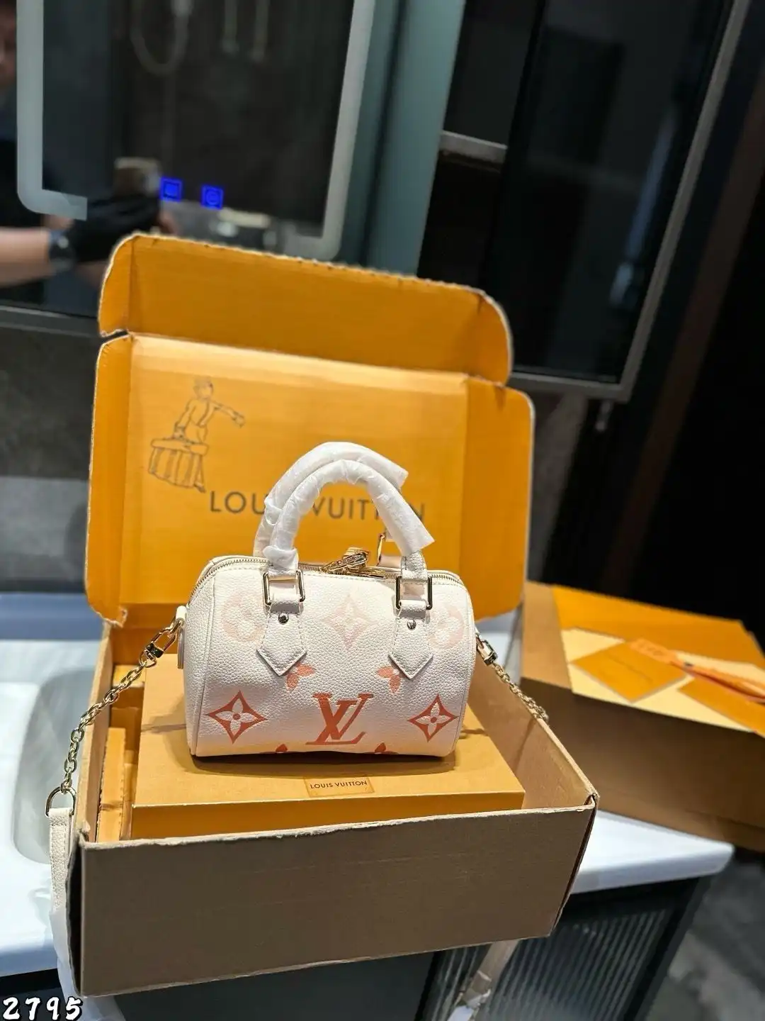 C2301200  (2).webp