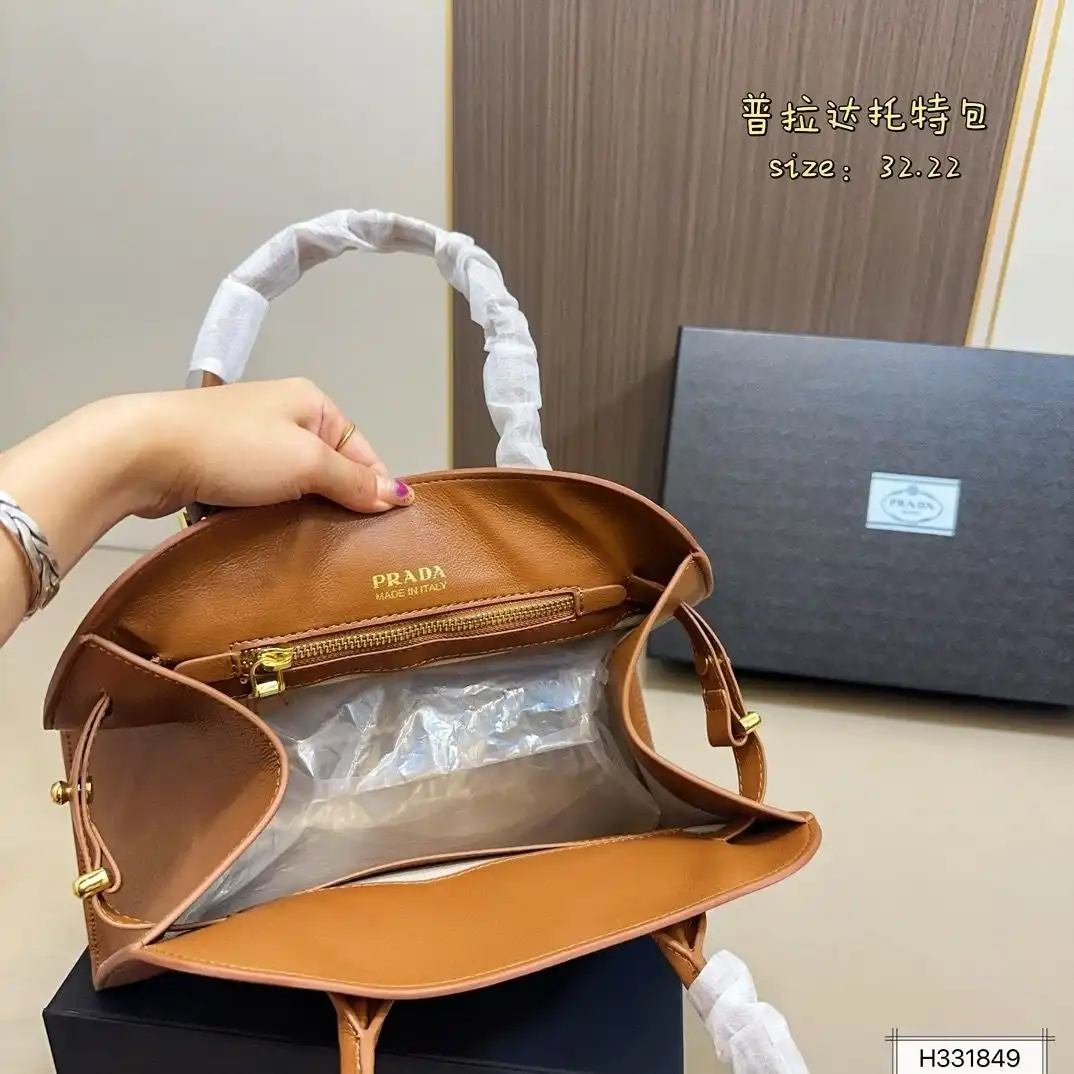 C2301500 (10).webp