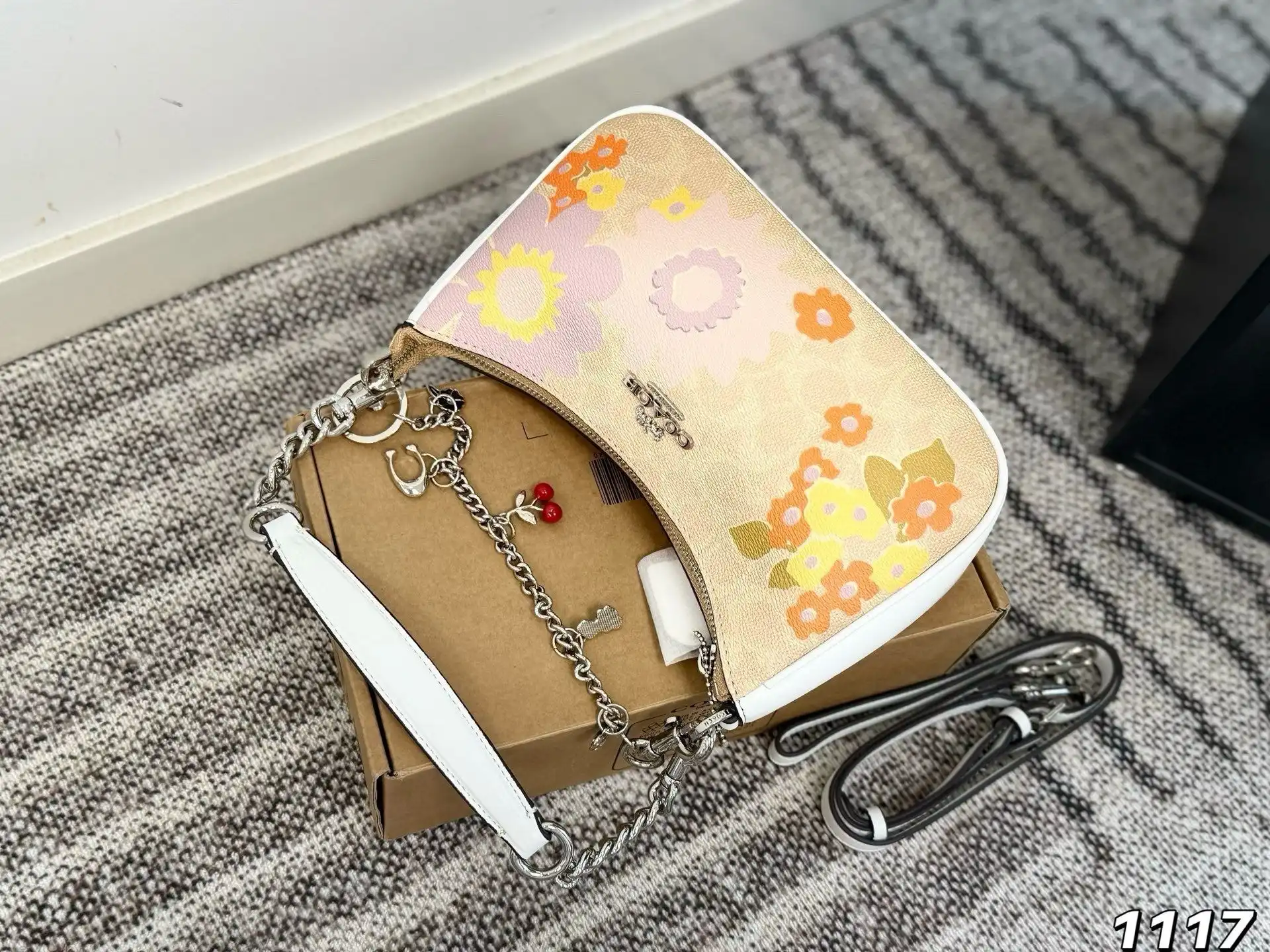 C2301350  (5).webp