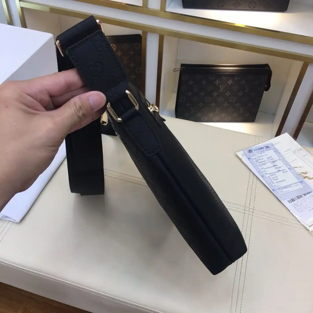 KK02950  (4).webp