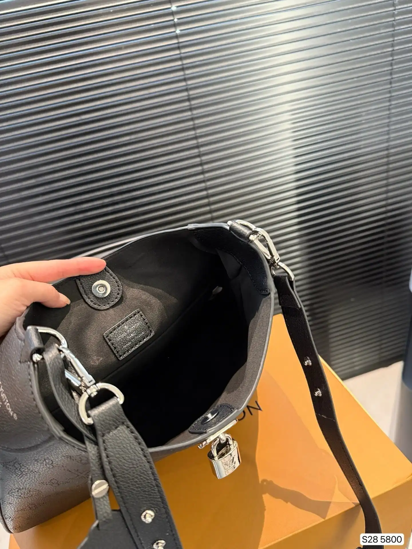 C2301750 (10).webp