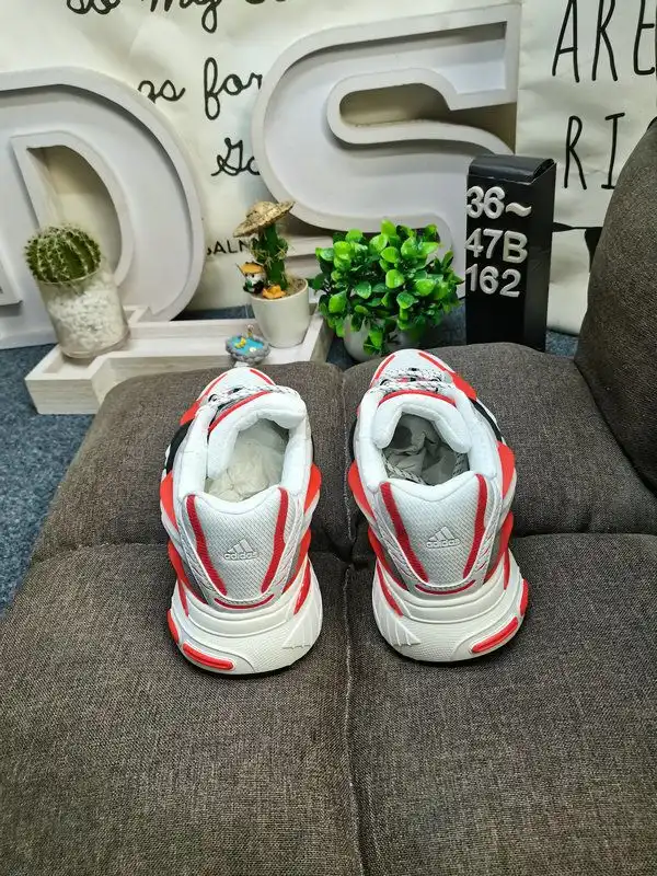 IMG_20250819_000811.webp