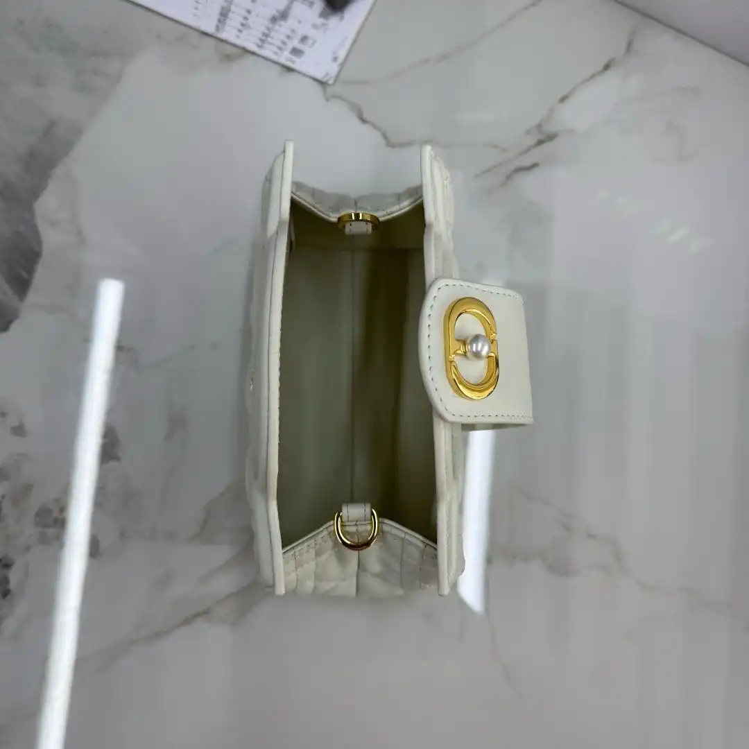 KK05450  (7).webp