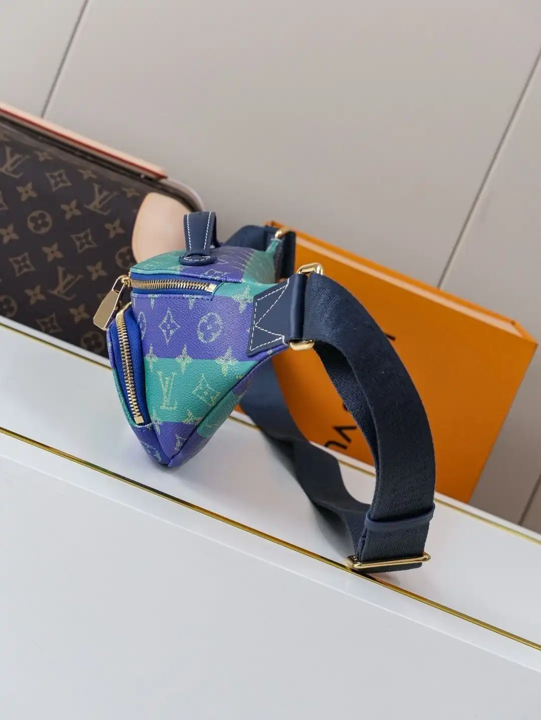 KK04250  (2).webp