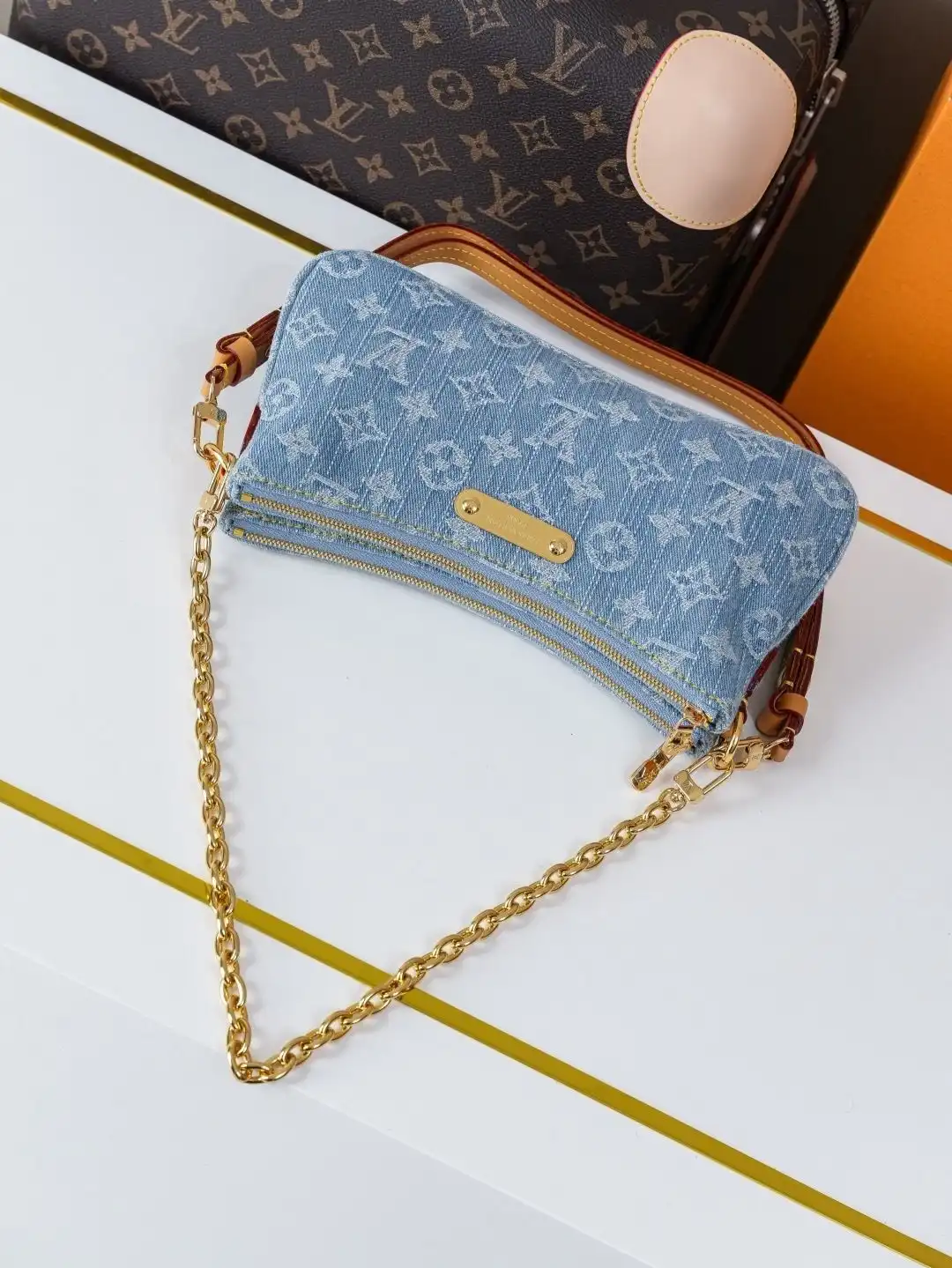 KK03550 (6).webp