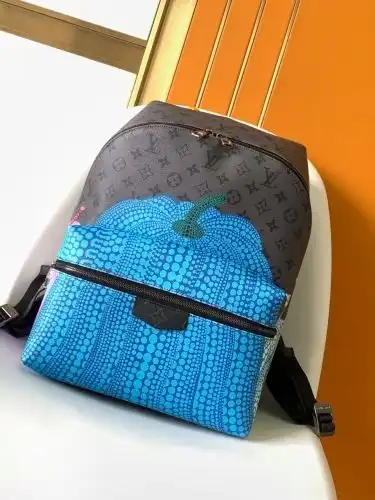 LV double shoulder bag Louis Vuitton men's bag Louis Vuitton crossbody bag uses imported top-grade o