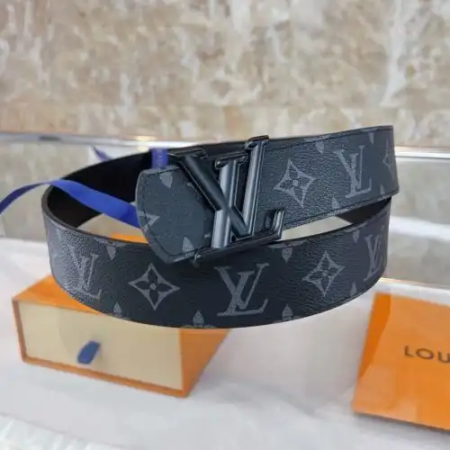 Louis vuitton leather belt wholesale 2025 special cabinet synchronization LV Louis Vuitton boy leath