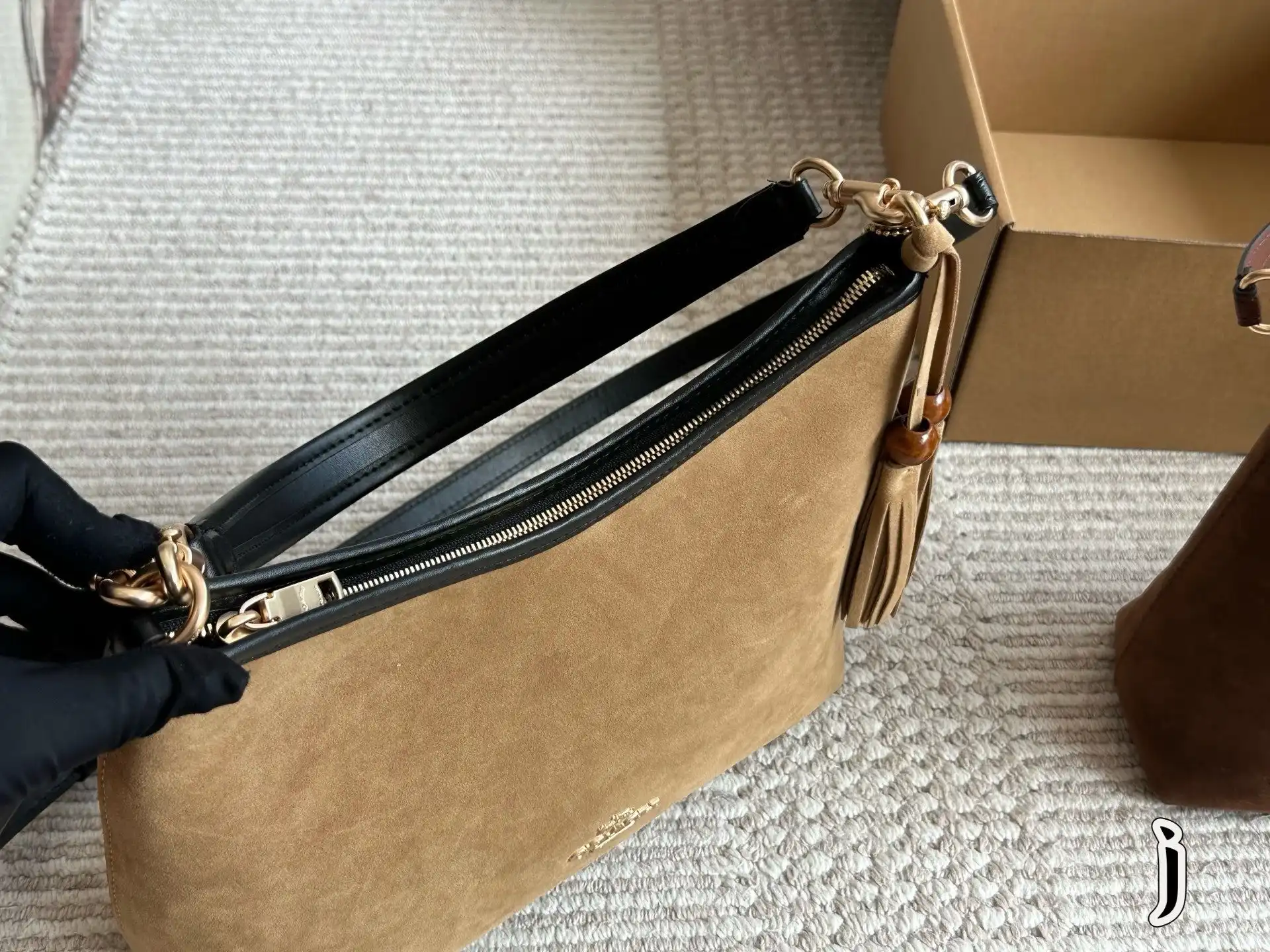 C2301750 (3).webp