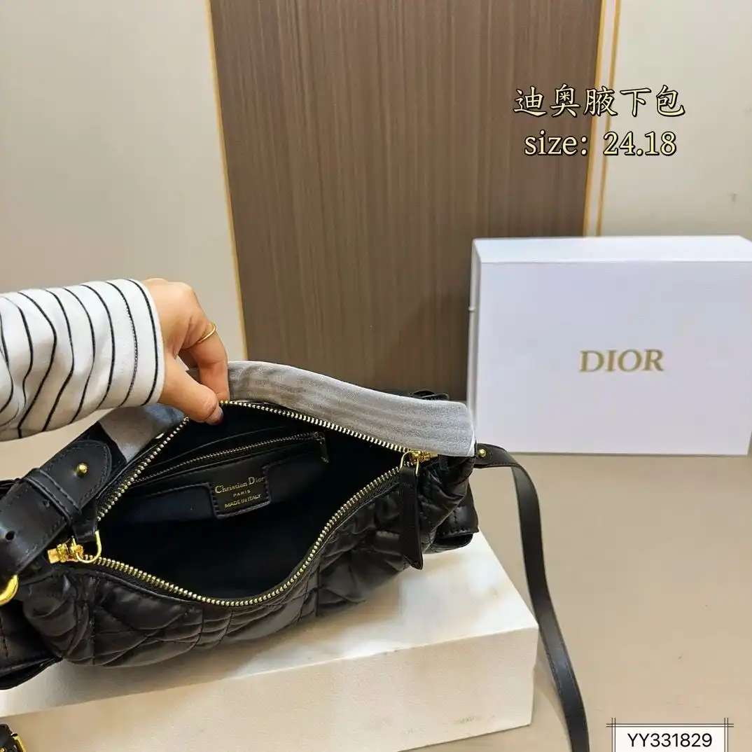 C2301300 (10).webp