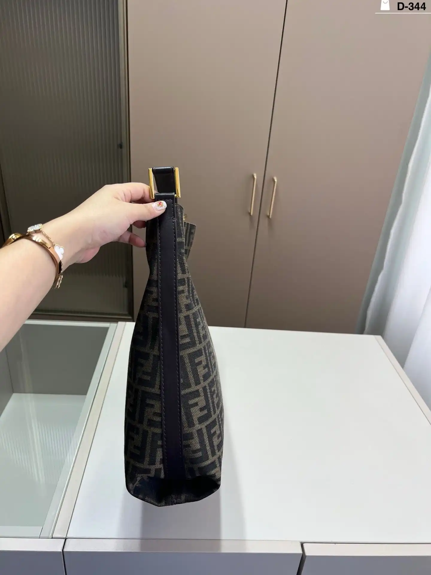 C2301350 (4).webp
