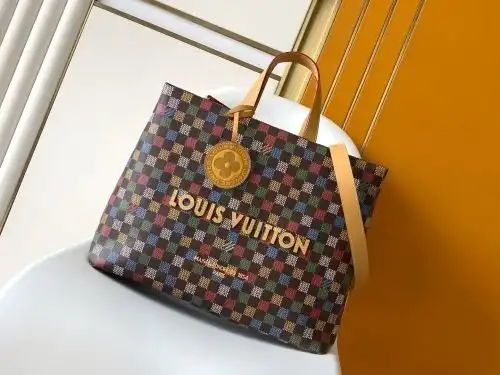 LV handbag Louis Vuitton women's bag Louis Vuitton crossbody bag uses imported top-grade original le