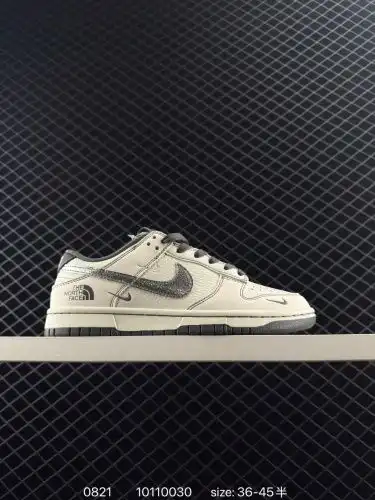 Nike Dunk Low Retro Sports Shoes New 2025 Classic Retro Shoes. As a classic basketball shoe model in