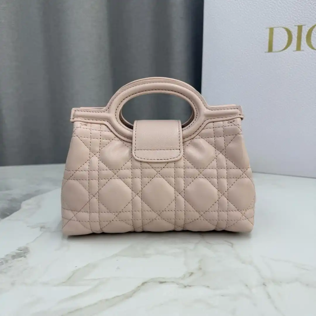 KK05450  (3).webp