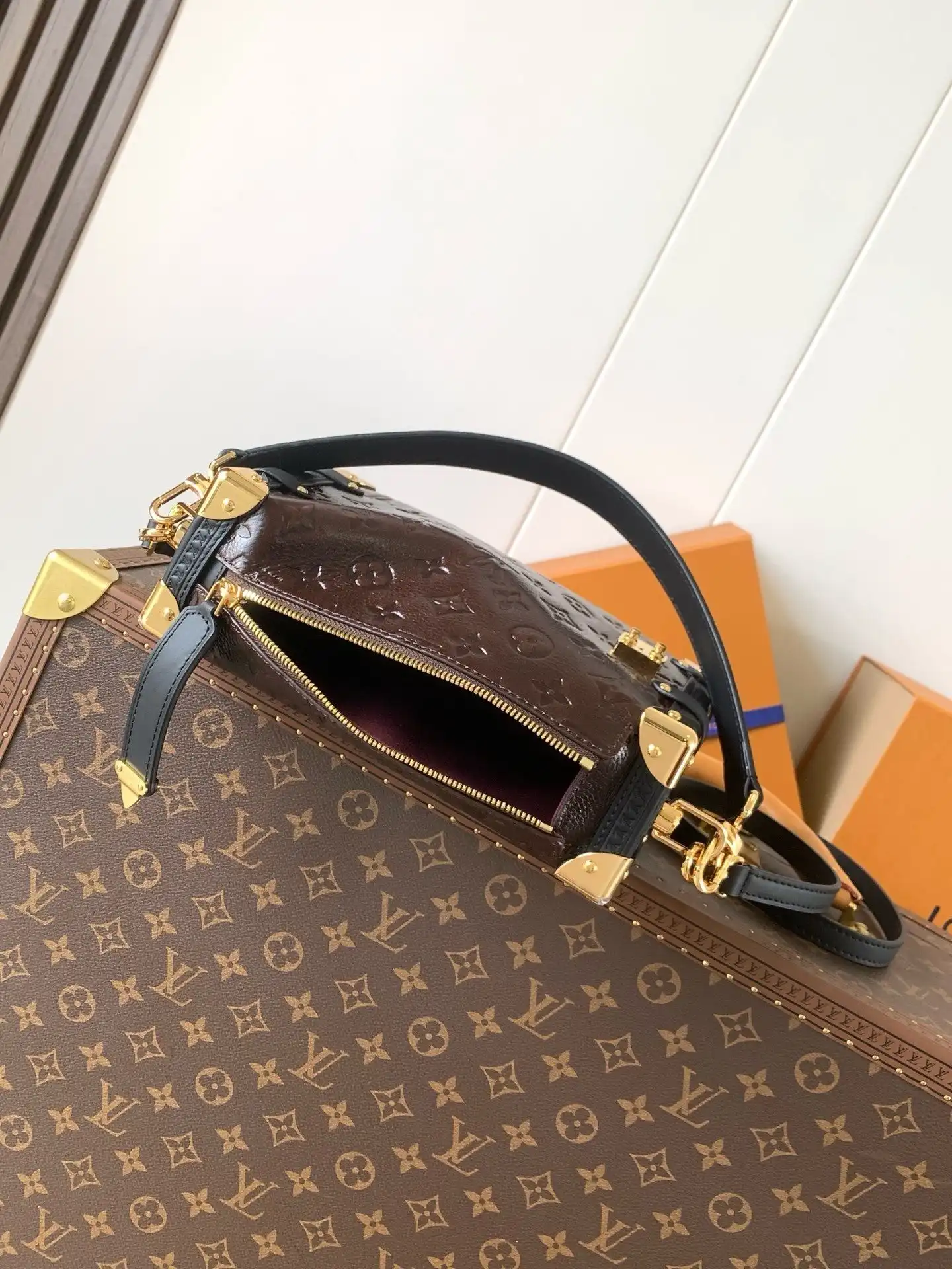 KK04950 (6).webp