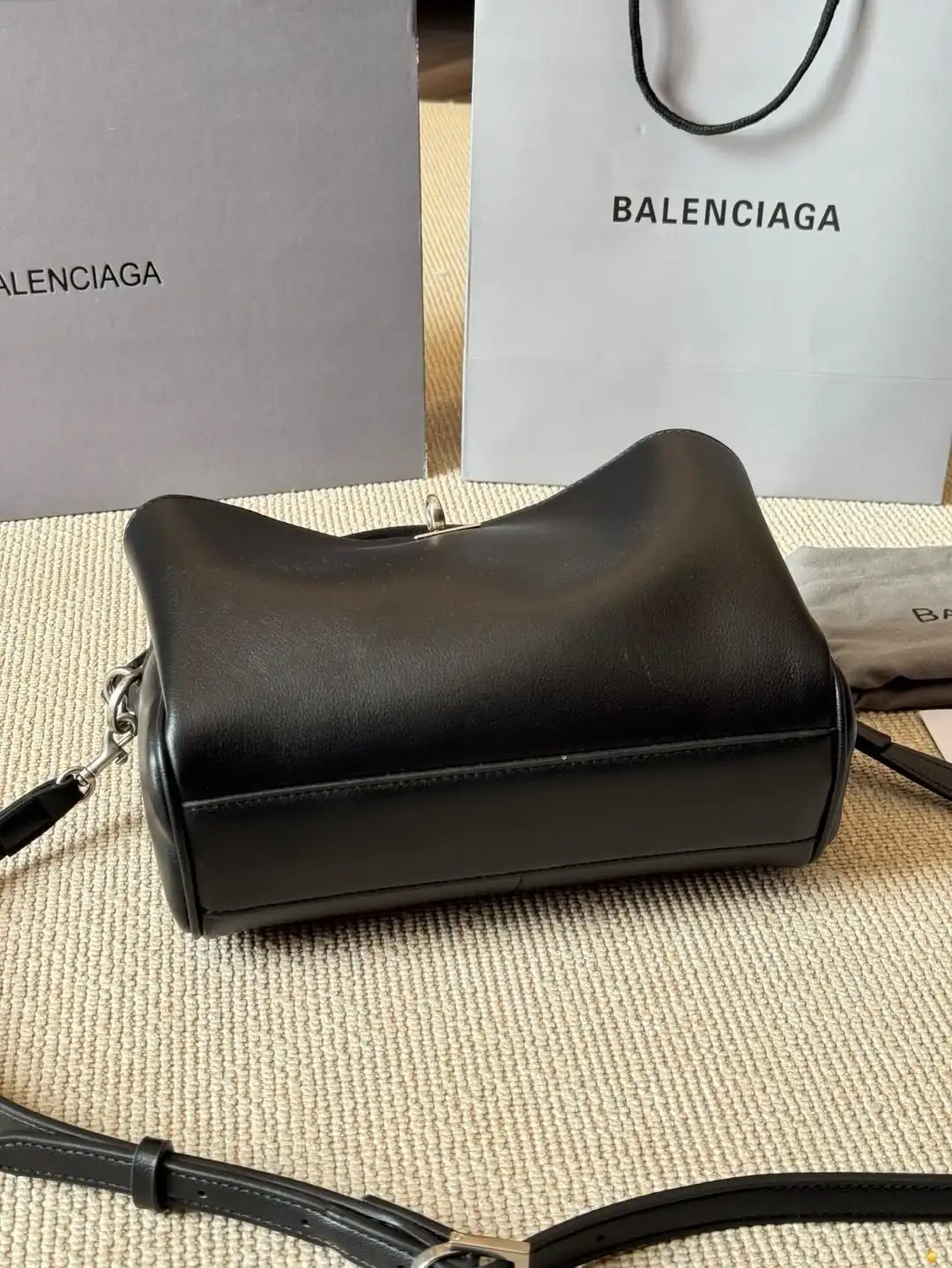 C2301500 (7).webp