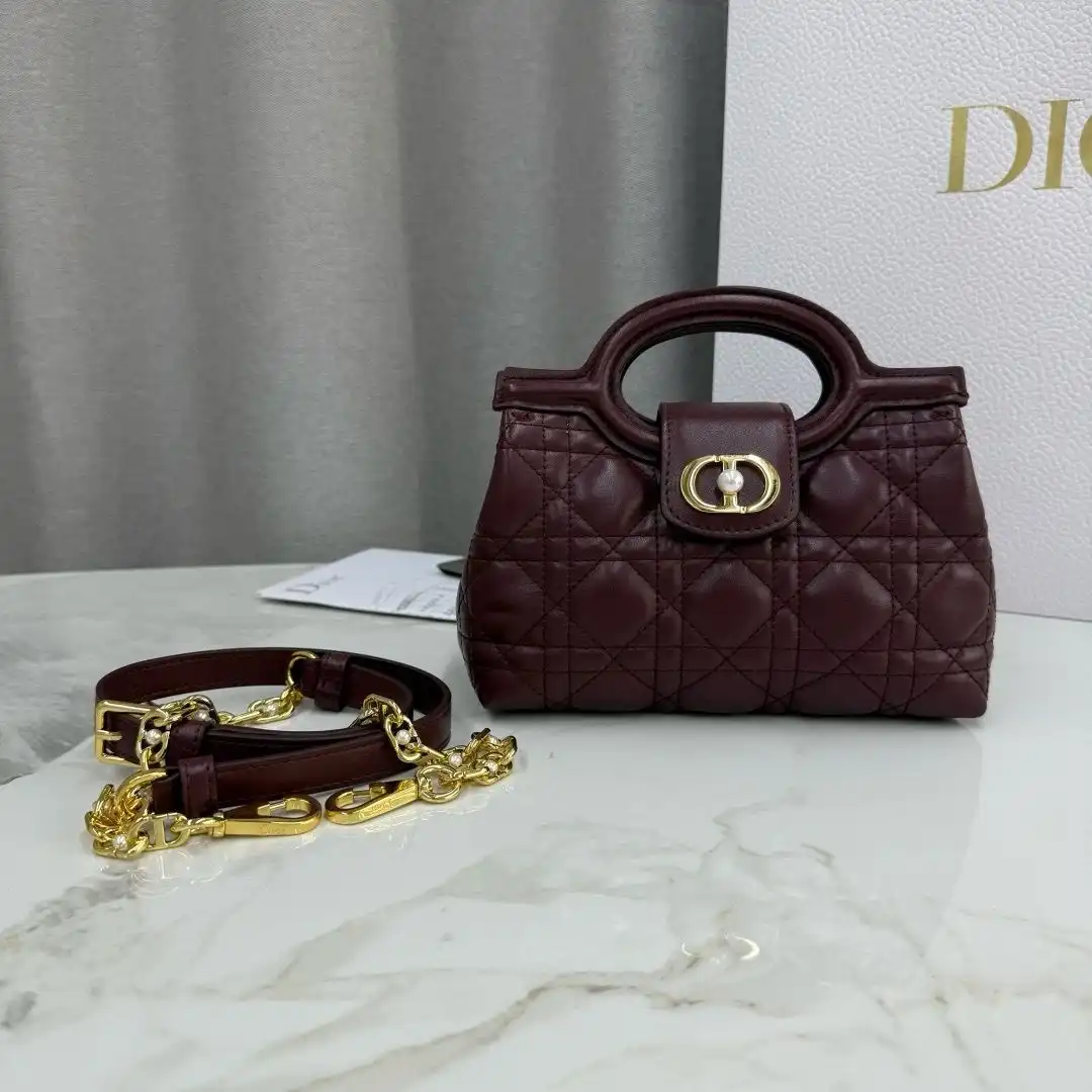 KK05450  (4).webp