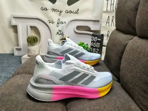 162DAdidas ULTRABOOST 5X Really explosive with half-code UB popcorn The adidas ultra boost series wi