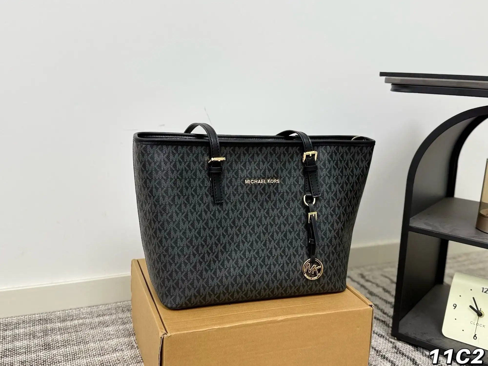 C2301100 (3).webp