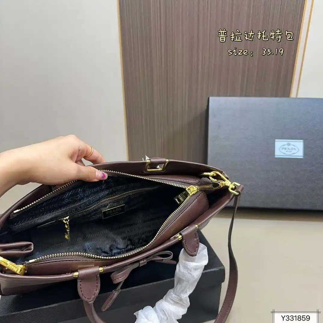 C2301600 (12).webp