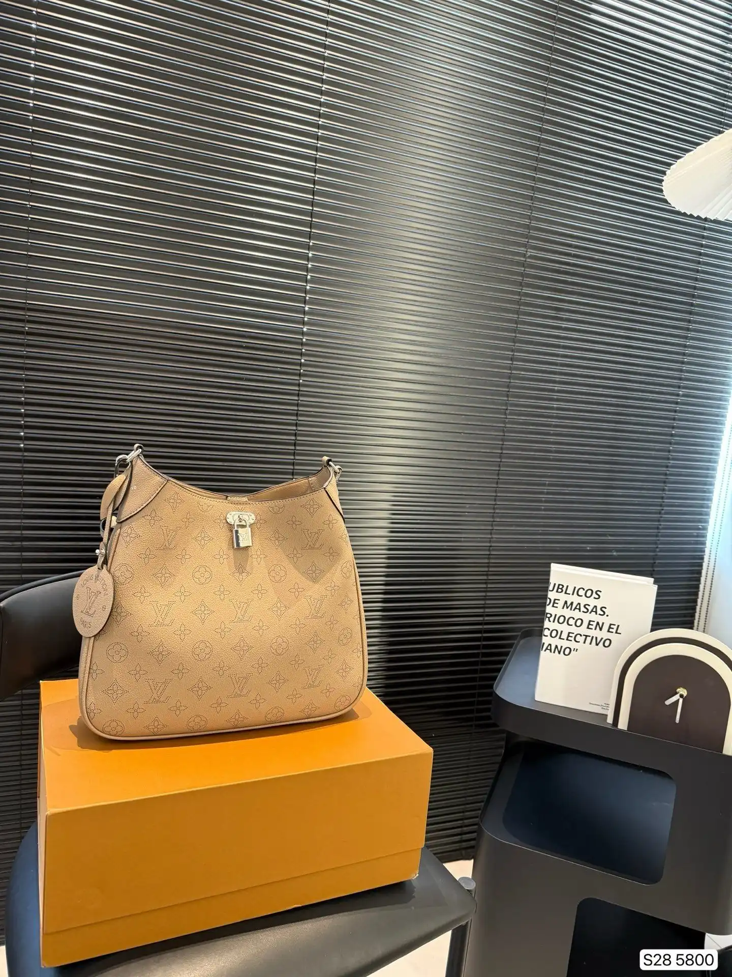 C2301750 (2).webp