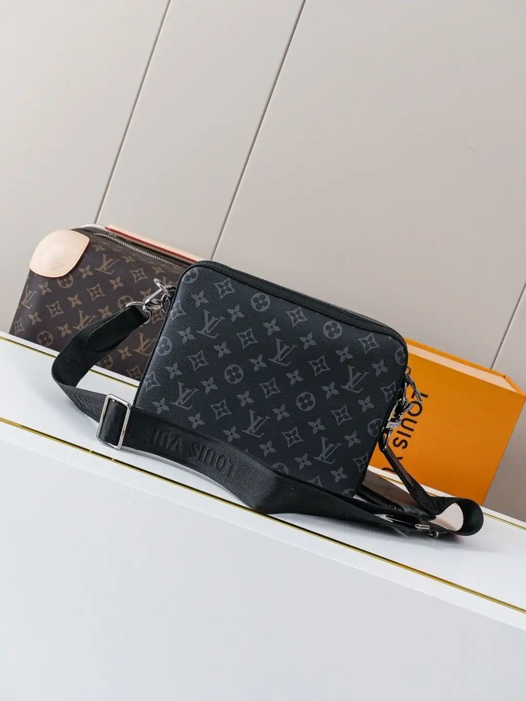 KK03450 (4).webp