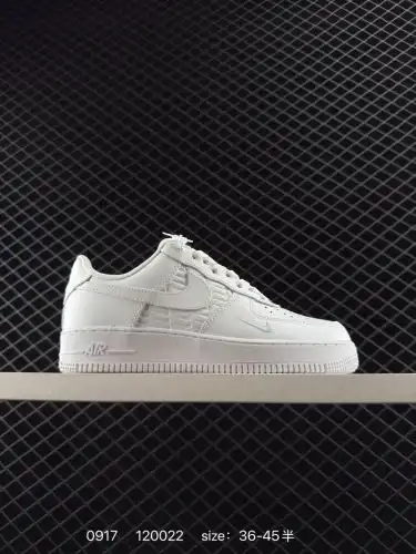 Air Force 1 '07 Low imprinted small hook white original last cardboard to create a pure air force ve