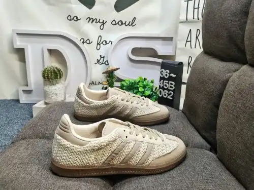 062DAdidas WB PONY TONAL SAMBA JR9446 The classic Originals original fur layer made in recent years,