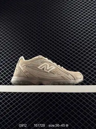 New Balance 204L thin-soled shoes, thin-soled leather shoelaces, shock-absorbing and wear-resistant 