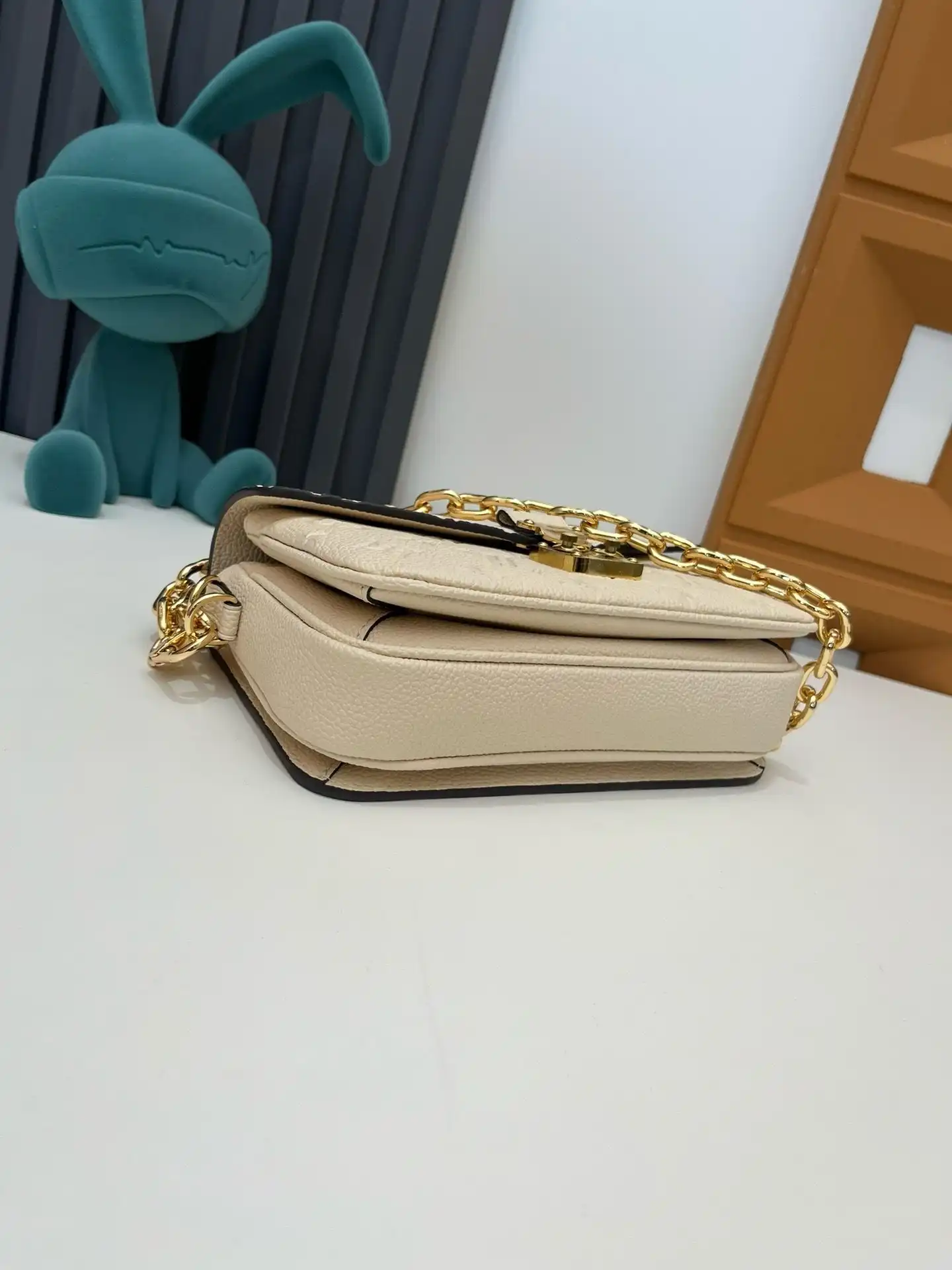 KK04550  (4).webp