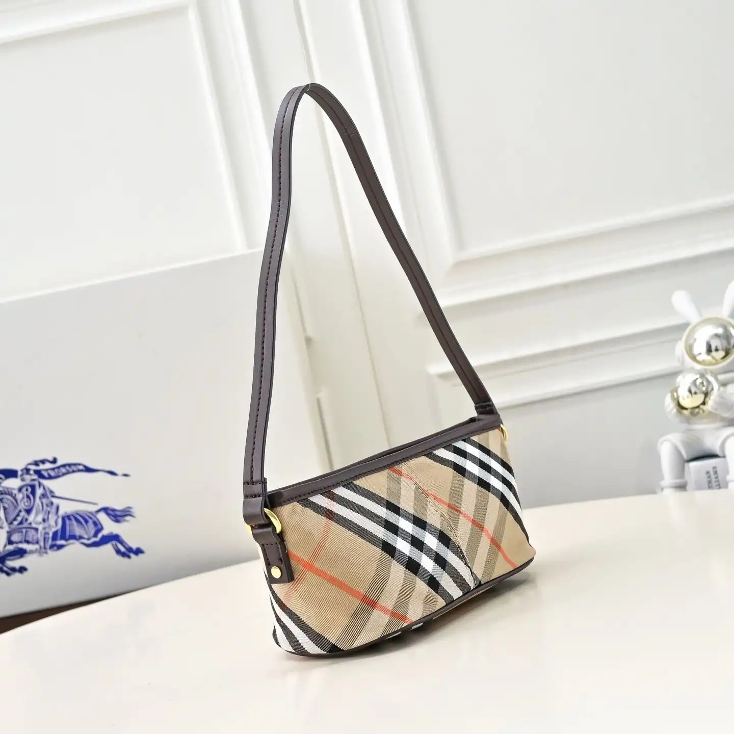 KK01650  (2).webp